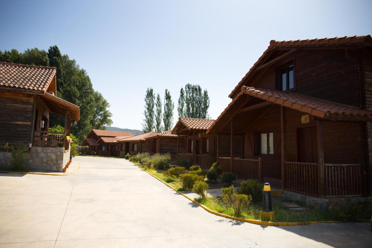 El Venero De Mostoles Constantina Exterior foto